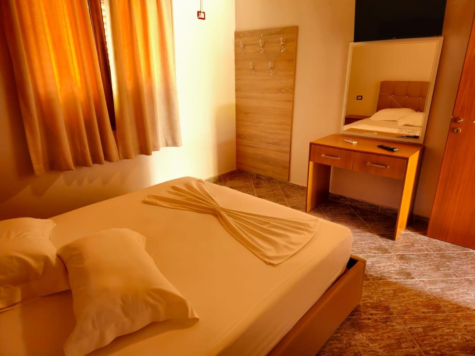 Resort Te Zagolli Orikum Buitenkant foto